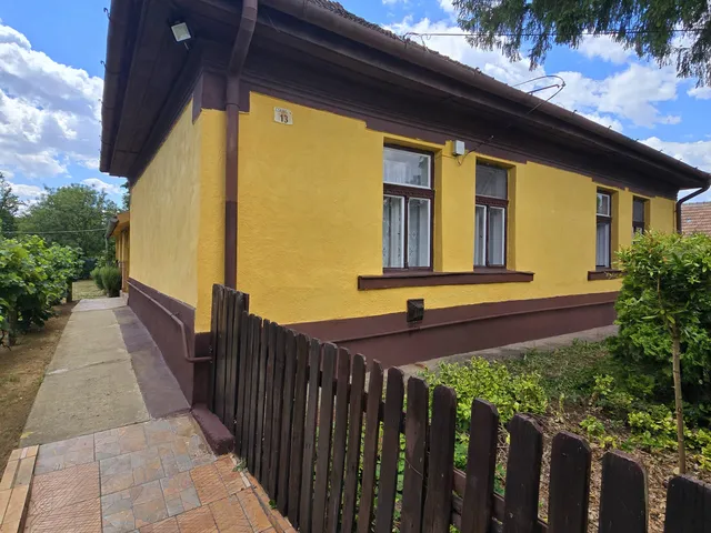 Eladó ház Kóka 100 nm