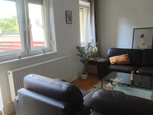 Kiadó lakás Debrecen, Nagyerdő 55 nm