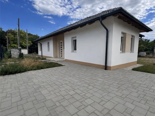 Eladó ház Göd 112 nm