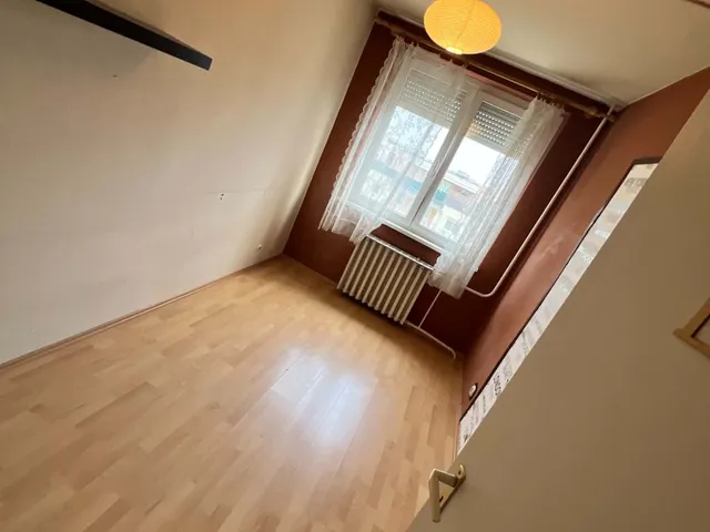 Eladó lakás Budapest XI. kerület, Albertfalva, Fehérvári út 43 nm