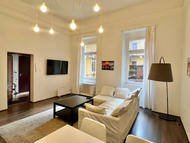 Eladó lakás Budapest VI. kerület, Nagykörúton kívüli terület 52 nm