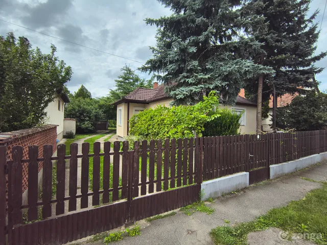 Kiadó ház Debrecen, Alsójózsa 100 nm