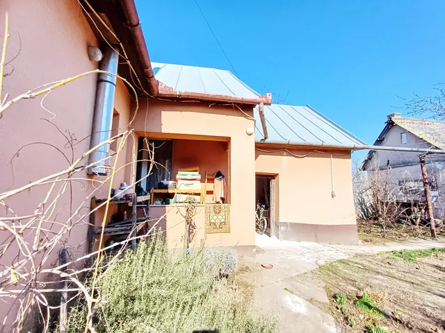 Eladó ház Bököny 94 nm