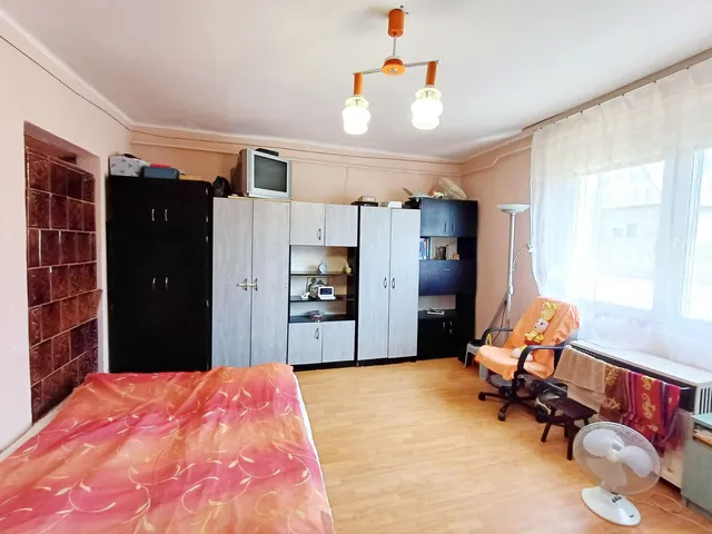 Eladó ház Bököny 36 nm