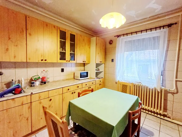 Eladó ház Debrecen, Hatvan utcai kert 98 nm