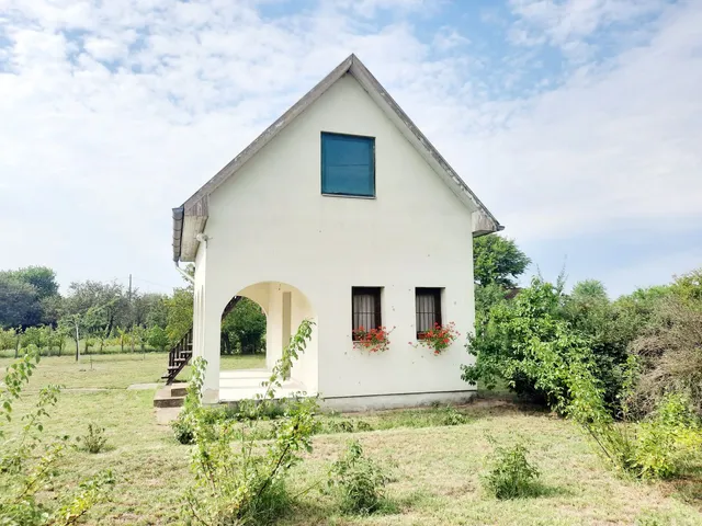 Eladó üdülő és hétvégi ház Debrecen, Bánk 40 nm