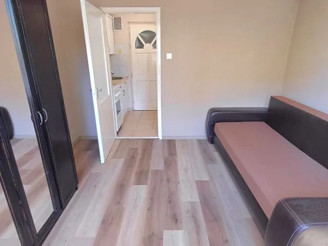 Eladó lakás Debrecen, Fényesudvar 18 nm