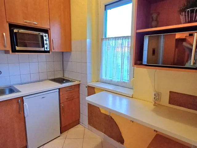 Eladó lakás Debrecen, Egyetemváros 31 nm