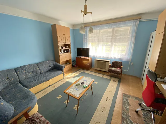 Eladó ház Tiszaeszlár 86 nm