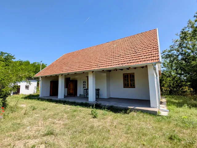Eladó ház Helvécia 73 nm
