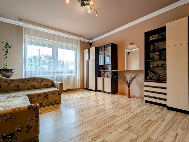 Eladó ház Kecskemét, Hetényegyháza 98 nm