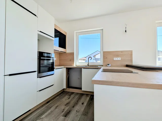 Eladó ház Kecskemét, Kadafalva 117 nm