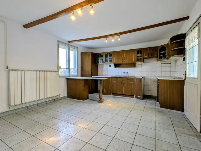 Eladó ház Kecskemét, Felsőszéktó 89 nm