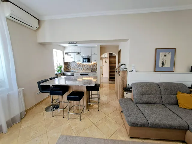 Eladó ház Kecskemét, Belváros 88 nm