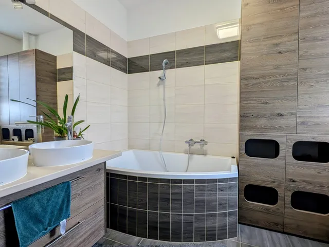 Eladó ház Kecskemét, Katonatelep 91 nm