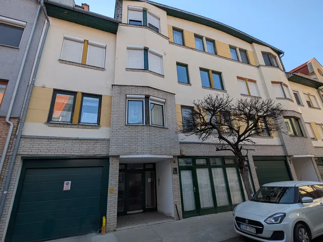 Eladó lakás Kecskemét, Bercsényi 49 nm