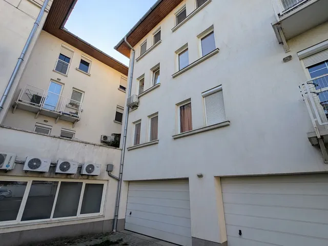 Eladó lakás Kecskemét, Belváros 57 nm