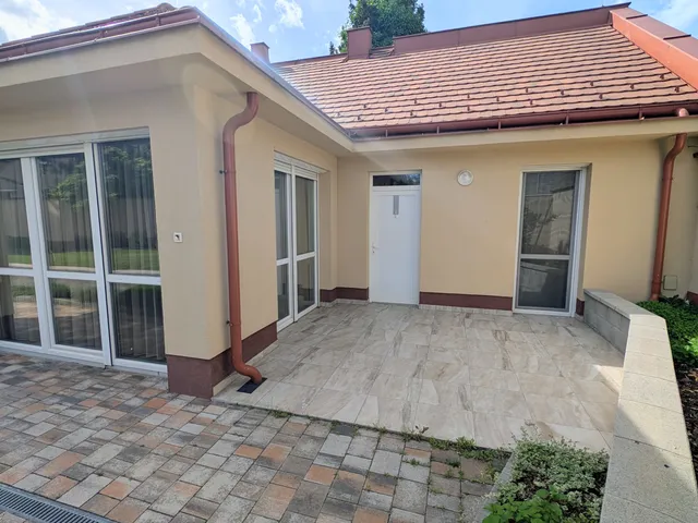 Kiadó lakás Kecskemét, Belváros 60 nm