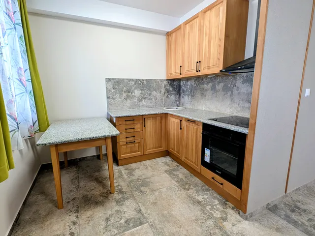Kiadó lakás Kecskemét, Belváros 61 nm