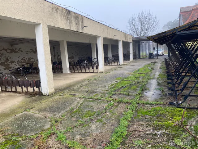 Eladó kereskedelmi és ipari ingatlan Répcelak 300 nm