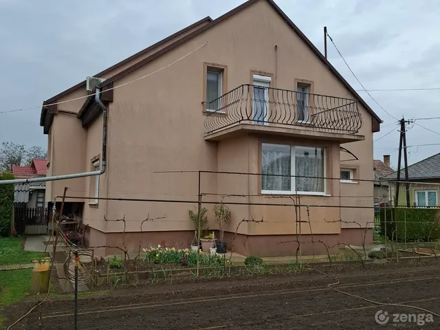 Eladó ház Tiszalök 130 nm