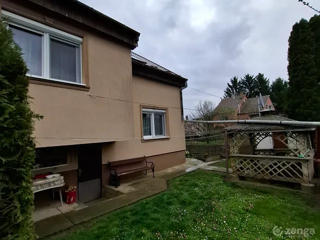 Eladó ház Tiszalök, Arany János 130 nm