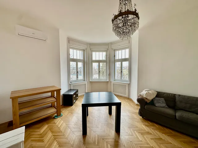 Kiadó lakás Budapest XI. kerület, Gellérthegy 138 nm