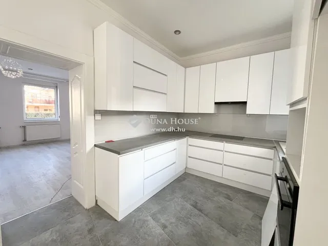 Eladó ház Nyíregyháza, Belváros 156 nm