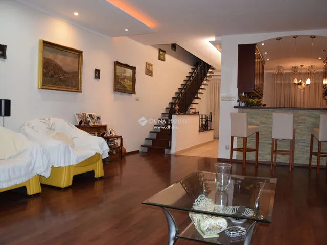 Eladó ház Nyíregyháza, Belváros 218 nm