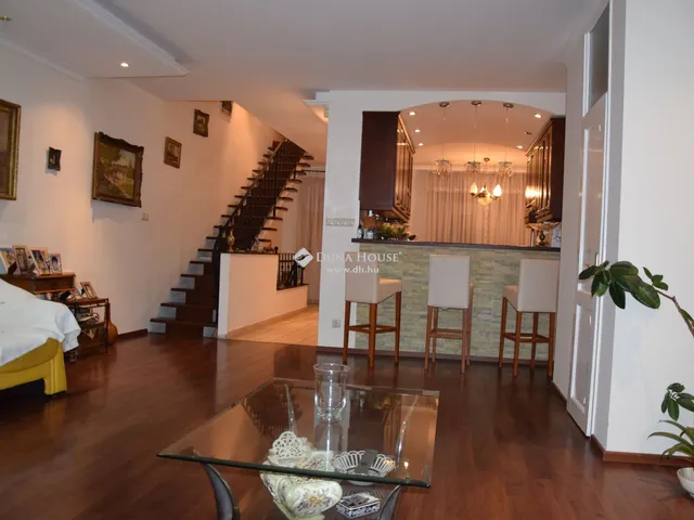 Eladó ház Nyíregyháza, Belváros, Jósa András 218 nm