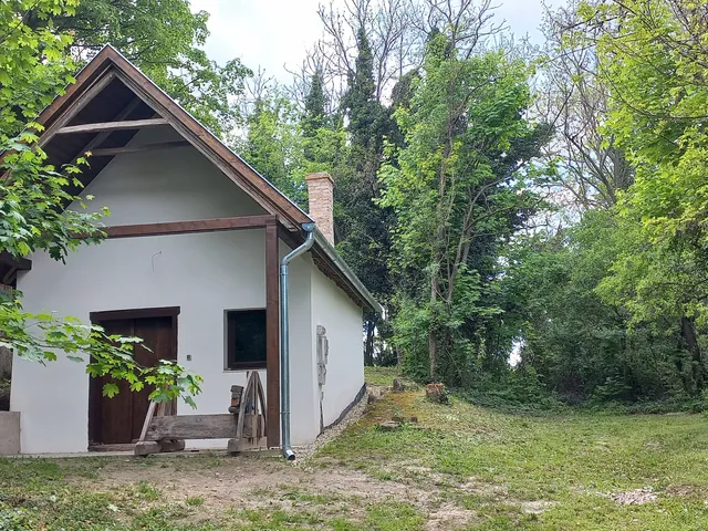 Eladó üdülő és hétvégi ház Vértesboglár 29 nm