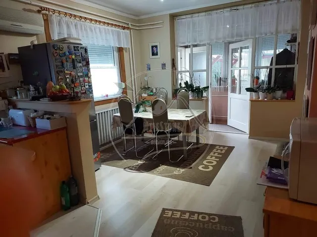 Eladó ház Gyula, Galbácskert 162 nm