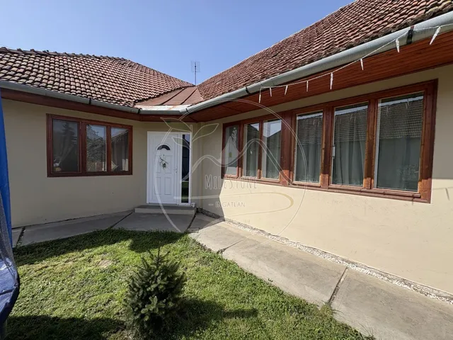 Eladó ház Gyula, Németváros 106 nm