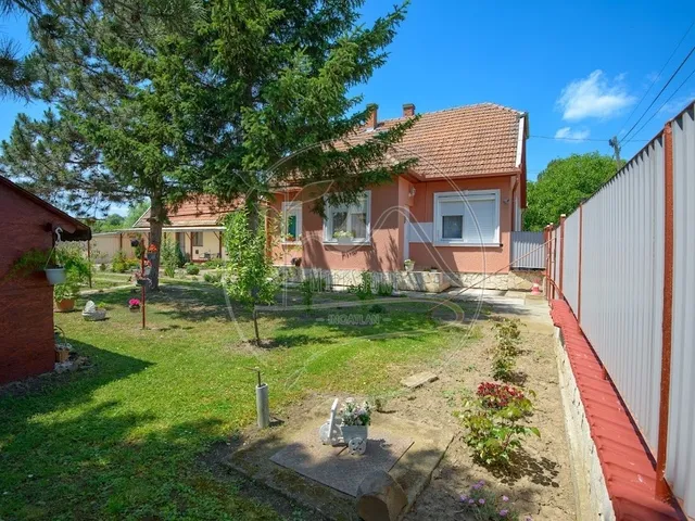 Eladó ház Gyula, Gyulavári 97 nm