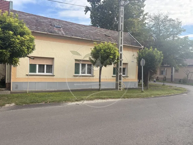 Eladó ház Gyula, Nagyrománváros 114 nm
