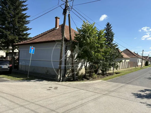 Eladó ház Gyula, Nagyrománváros 69 nm