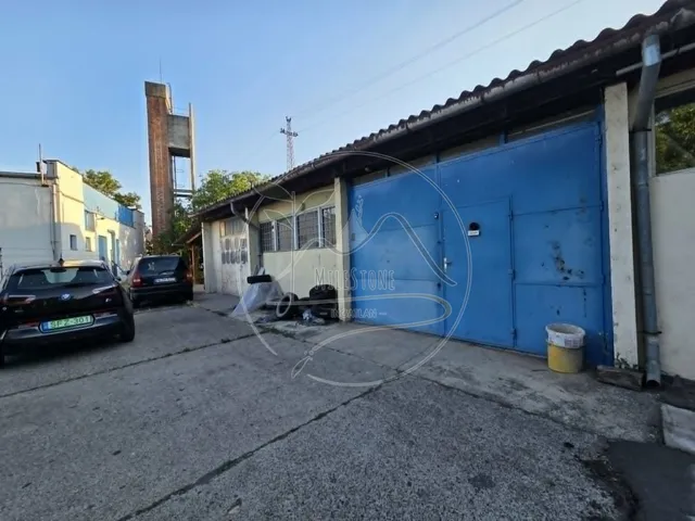 Eladó kereskedelmi és ipari ingatlan Gyula, Újvári 156 nm