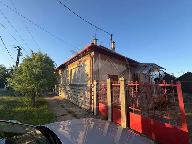 Eladó ház Gyula, Újvári 123 nm