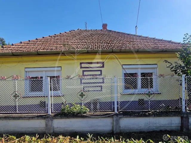 Eladó ház Doboz 10 nm