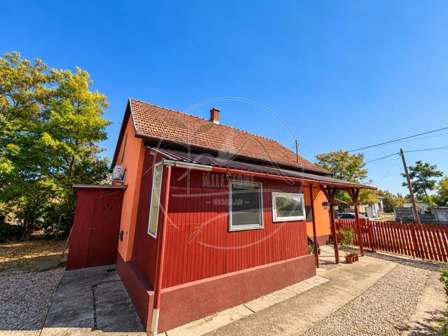 Eladó ház Mezőgyán 75 nm