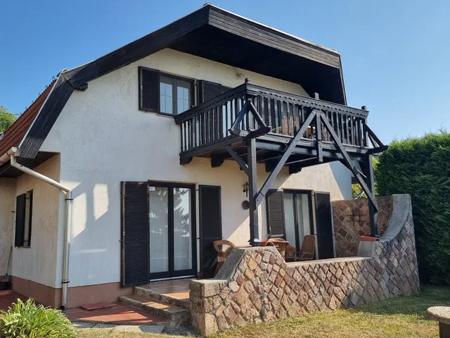 Eladó ház Balatonalmádi, Öreghegy 142 nm