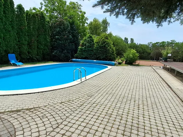 Eladó ház Balatonkenese 125 nm