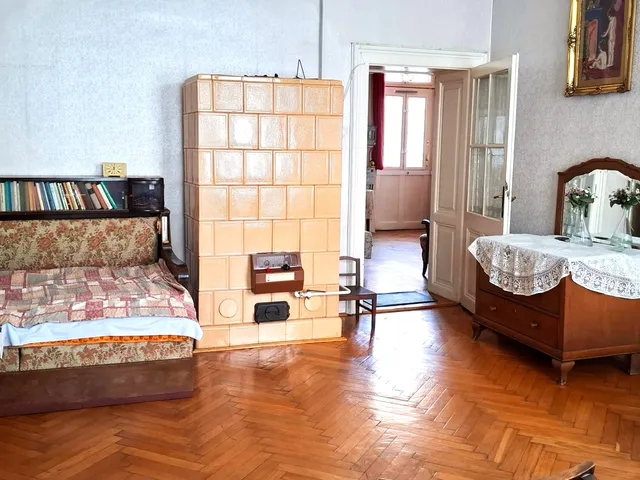 Eladó lakás Budapest VIII. kerület, 55 83 nm