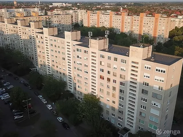 Eladó lakás Kecskemét, Árpádváros 55 nm