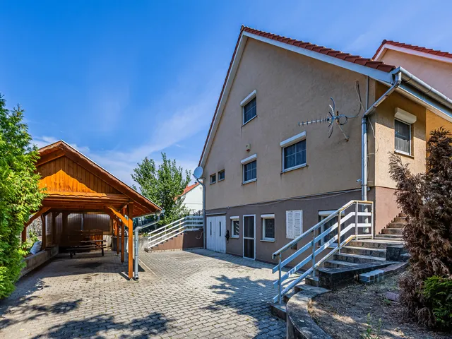 Eladó ház Balatonvilágos, Aligai út 140 nm