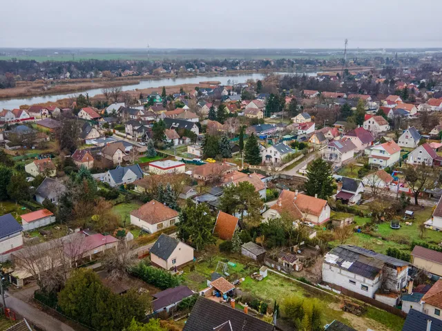 Eladó üdülő és hétvégi ház Szigetszentmiklós 438 nm