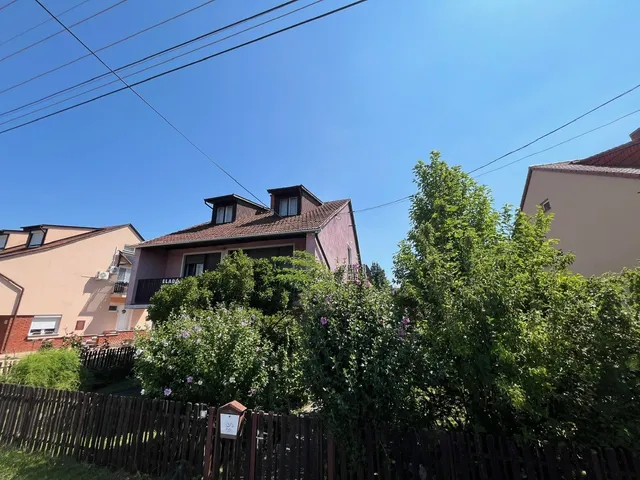 Eladó ház Szombathely, Gyöngyöshermán 230 nm