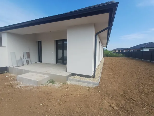 Eladó ház Szombathely, Parkerdő lakókert 104 nm