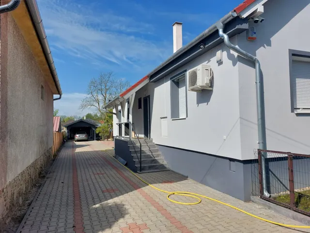 Eladó ház Bük 165 nm