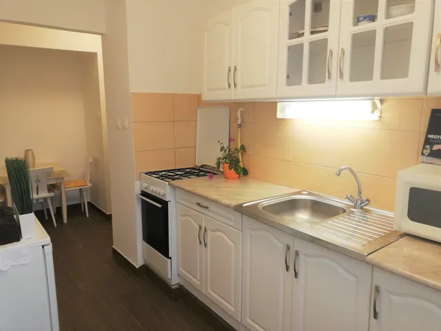 Eladó lakás Szombathely, Derkovits-lakótelep 55 nm
